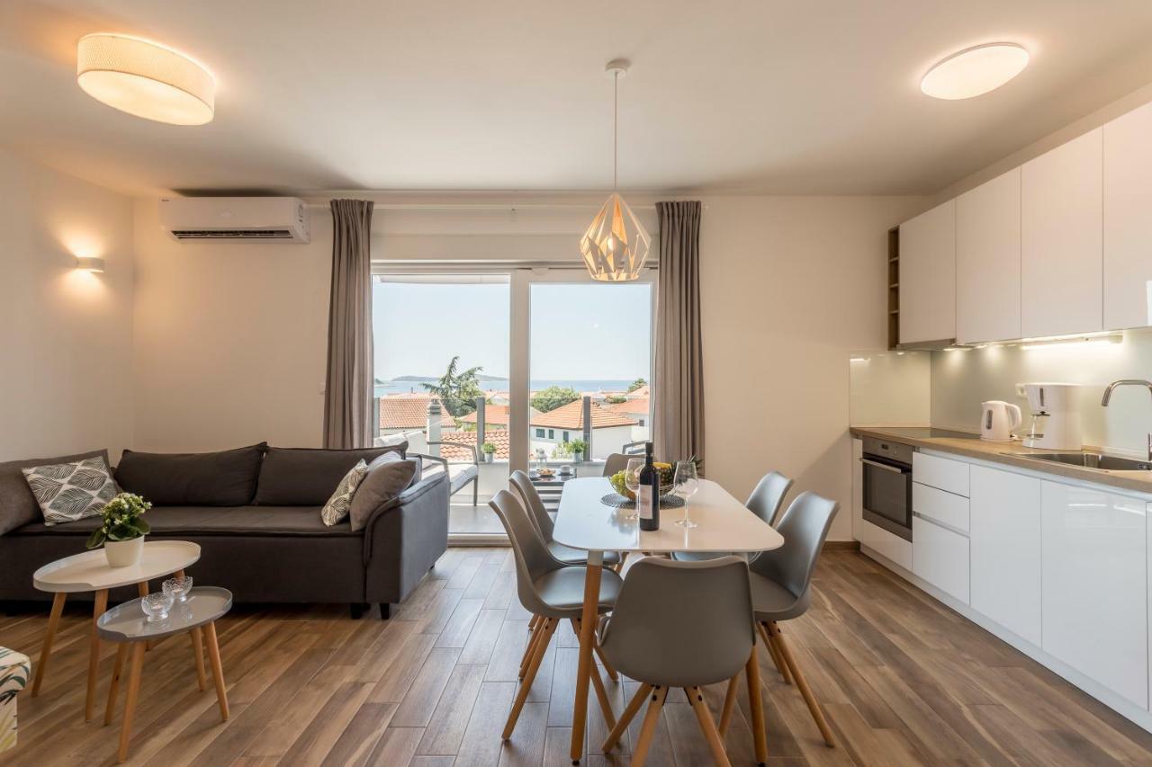 Luxury View Apartments Рогозница Екстериор снимка
