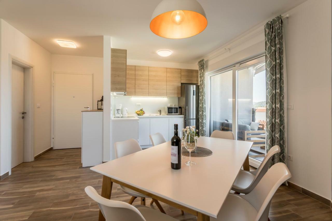 Luxury View Apartments Рогозница Екстериор снимка