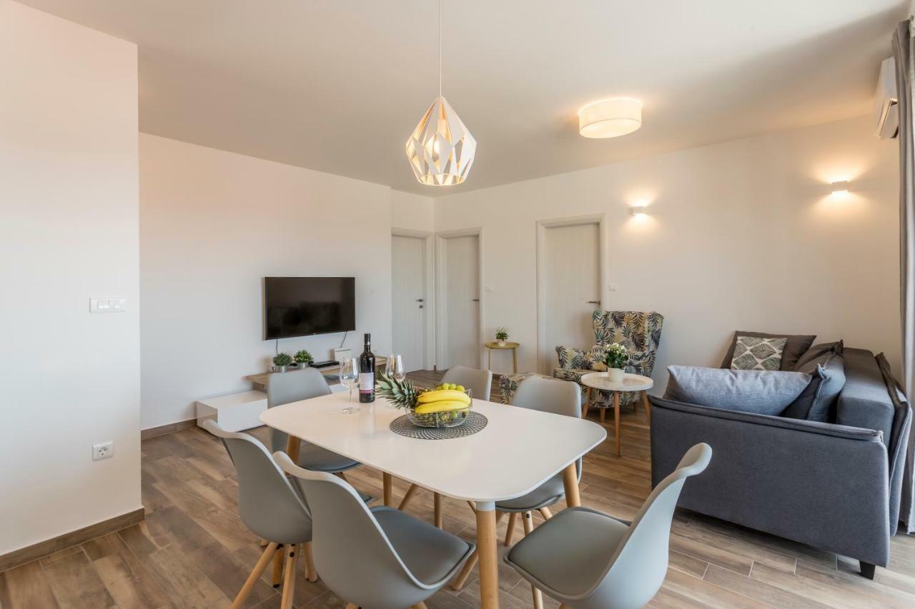 Luxury View Apartments Рогозница Екстериор снимка