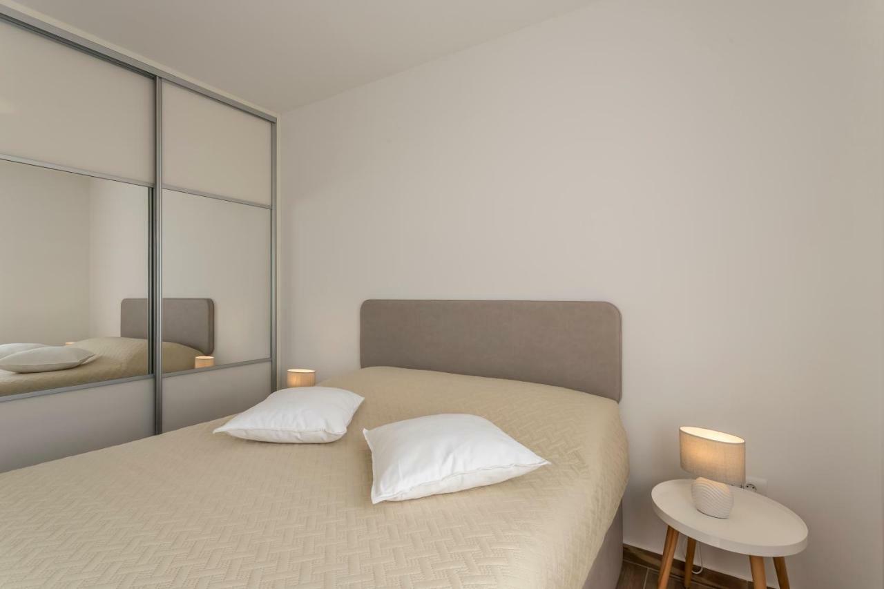 Luxury View Apartments Рогозница Екстериор снимка